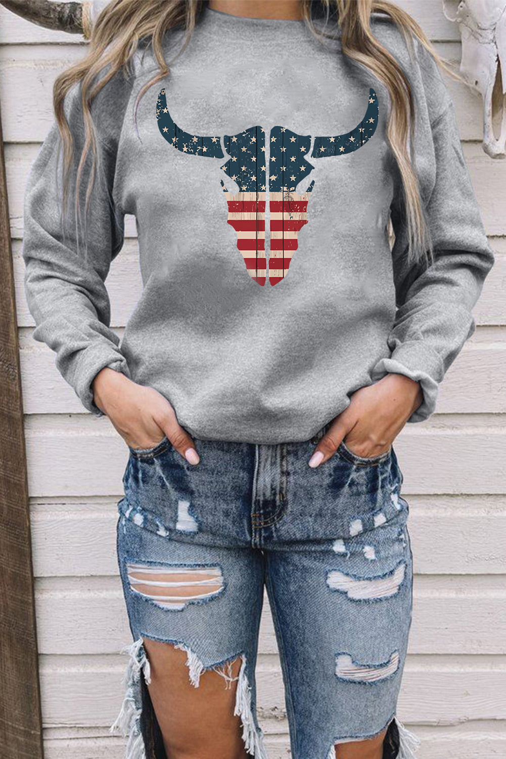 Gray American Flag Steer Head Print Crewneck Pullover Sweatshirt Graphic Sweatshirts JT's Designer Fashion
