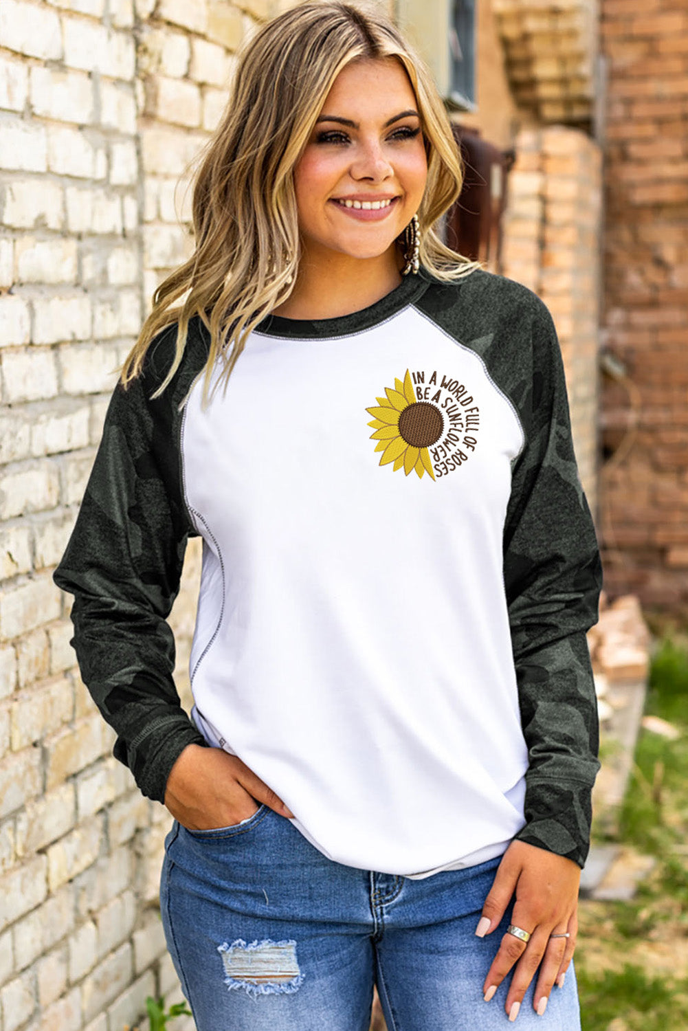 White Sunflower Letter Embroidery Color Block Sweatshirt Graphic Sweatshirts JT's Designer Fashion