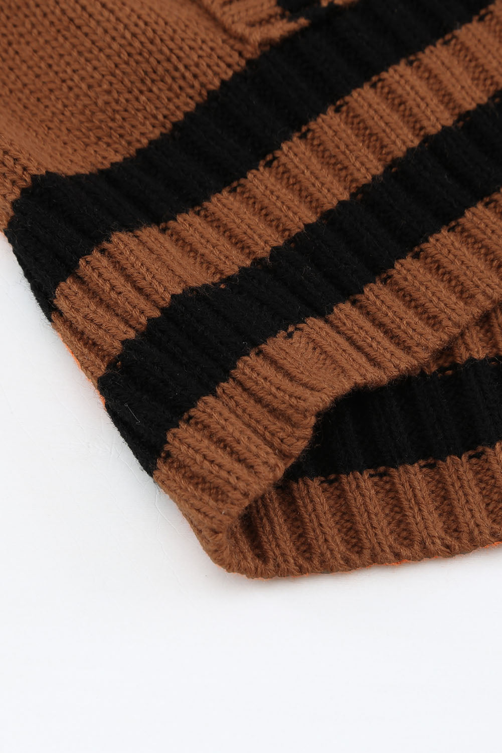 V Neck Contrast Stripes Trims Short Sleeve Sweater Sweaters & Cardigans JT's Designer Fashion