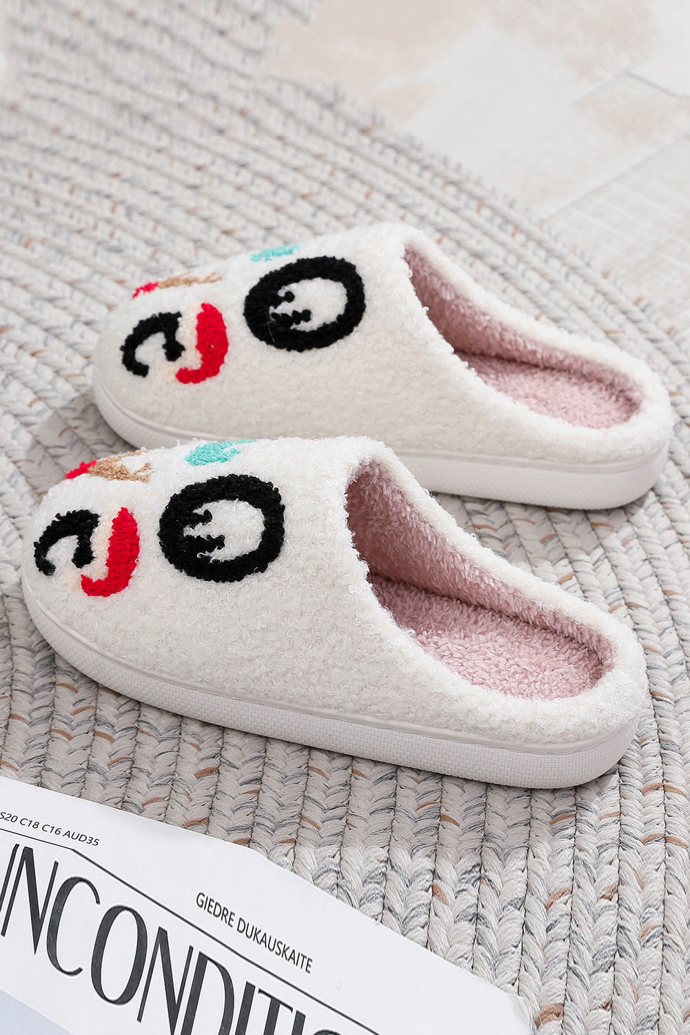 White Valentine Theme LOVE Graphic Fuzzy Slipper Slippers JT's Designer Fashion