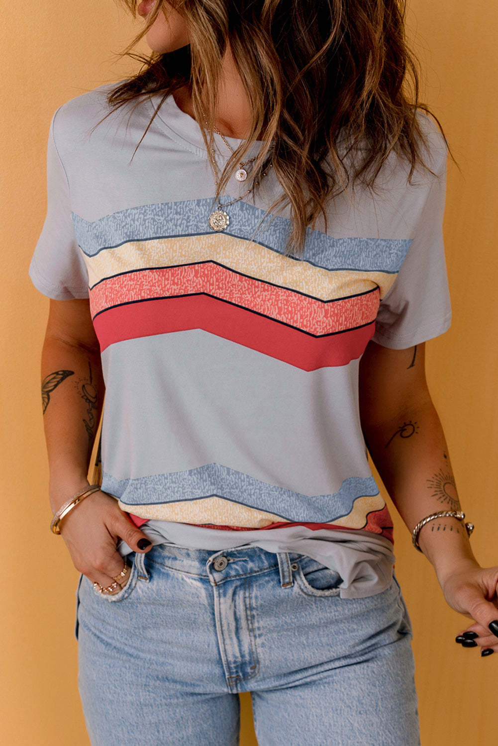Gray Colorful Wavy Stripes Print Short Sleeve Tee Family T-shirts JT's Designer Fashion